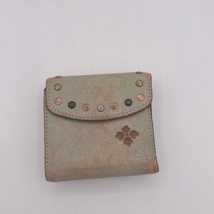 Patricia Nash Leather Bifold Wallet distressed patina